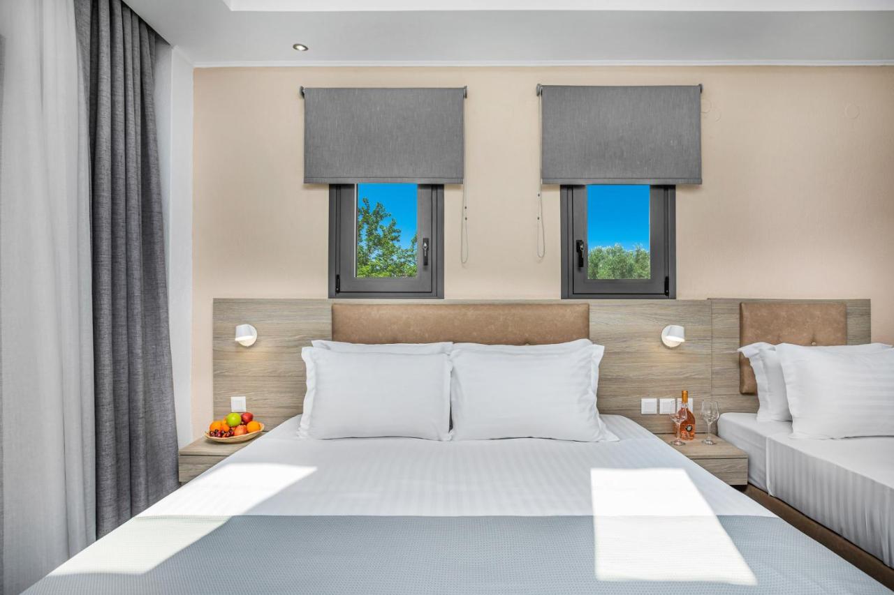 Newstory Suites Посиди Екстериор снимка