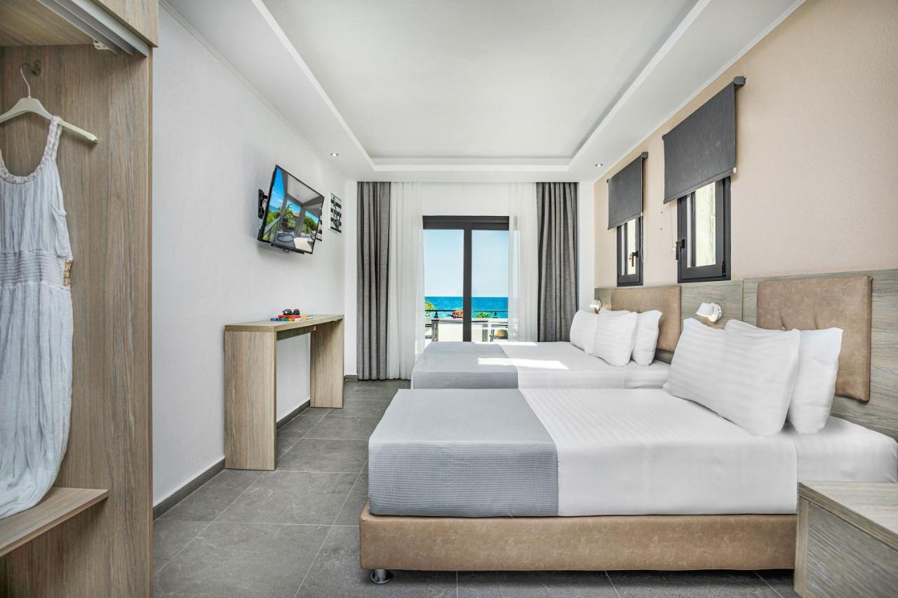 Newstory Suites Посиди Екстериор снимка