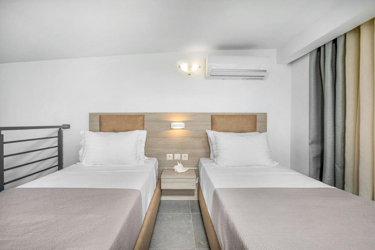Newstory Suites Посиди Екстериор снимка