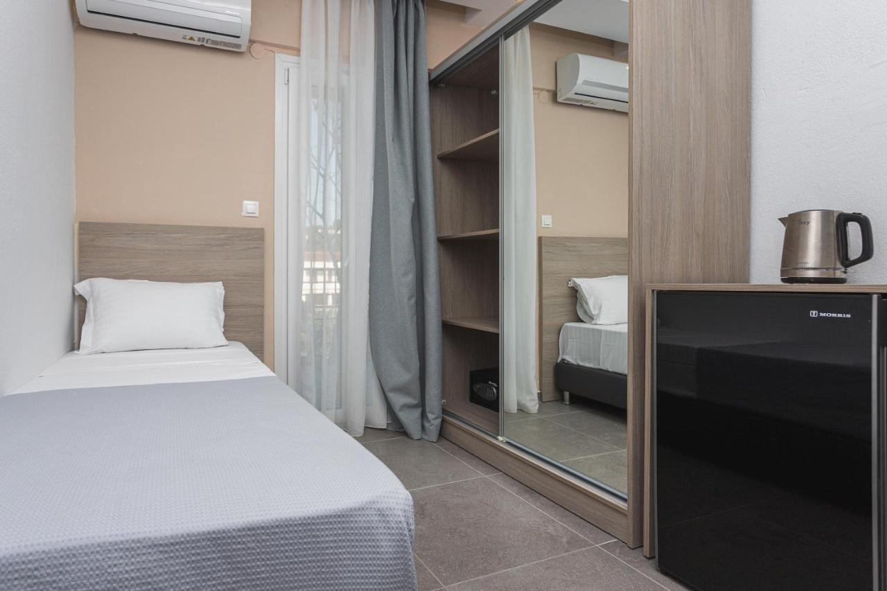 Newstory Suites Посиди Екстериор снимка